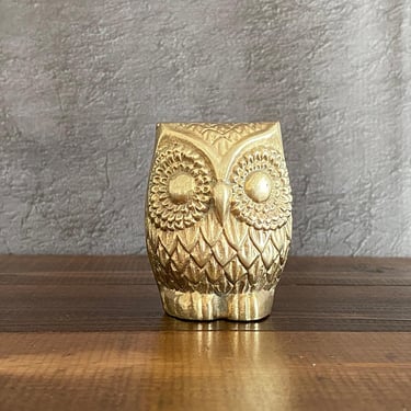 Vintage brass shelf decor ~ 2.5" owl figurine, a collectible miniature bird paperweight desk accessory. 