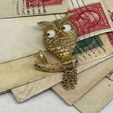 Avon Google Eye Owl Brooch