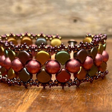 Multicolor Beaded Bracelet Flat Beads Seed Beads Bangle Pink Green Purple Gold vintage Jewelry 