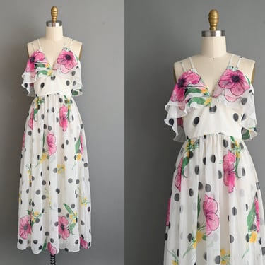 1970s vintage dress | Gorgeous Floral Polka Dot Dress | Small Medium | 