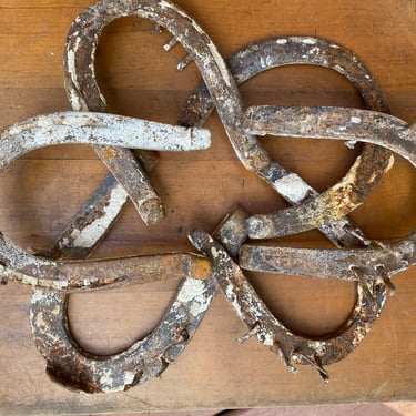 Antique Horse Shoes Set of 6, Rusty With Nails, Some Concrete Residue, From 1906 Home Norcross Georgia, Metal Sculpture Repurpose Art Supply 