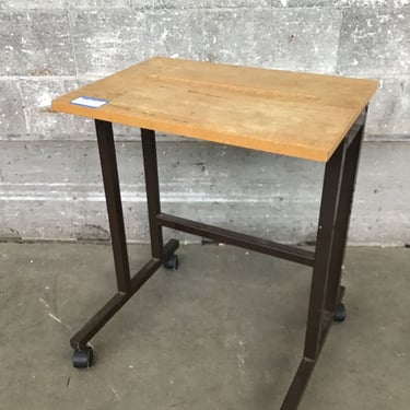 Rolling Side Table (Seattle)