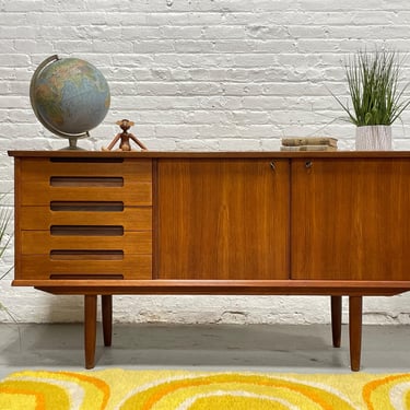 RARE Mid Century Modern Danish Teak CREDENZA / Media Stand, c. 1960's 