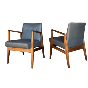 Pair of Jens Risom Walnuts Side Chairs