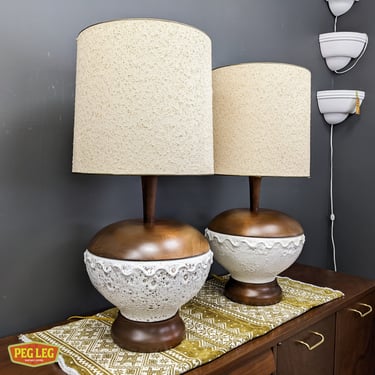 Pair of Mid-Century Modern lava glaze table lamps with walnut details