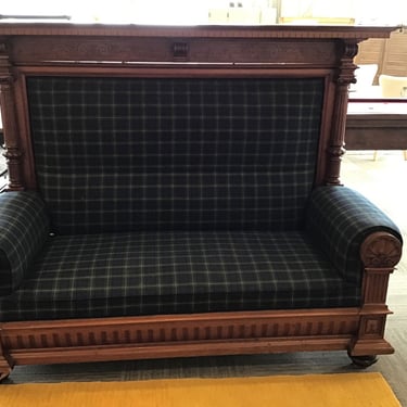 Antique Hall Bench (Seattle)