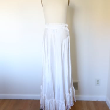 1970s Vintage Maxi Lace Ruffle Skirt