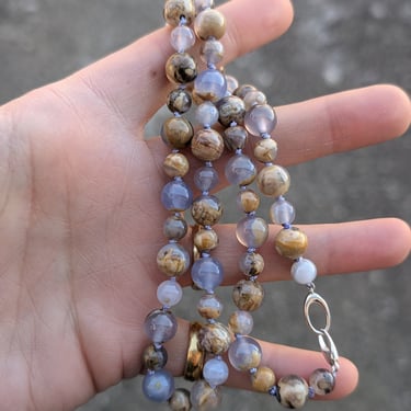 20&quot; Chalcedony Hand-Knotted Necklace w/Silver Clasp