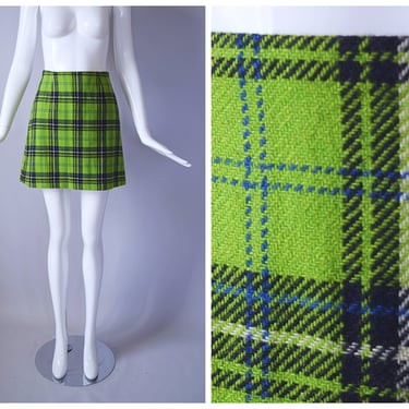 Vintage 1990s Express Campagnie Internationale Green Plaid Wool Knit Mini Skirt | retro 90s Y2K 2000s | 