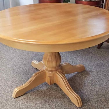 Canadian Maple Round Pedestal Dining Table