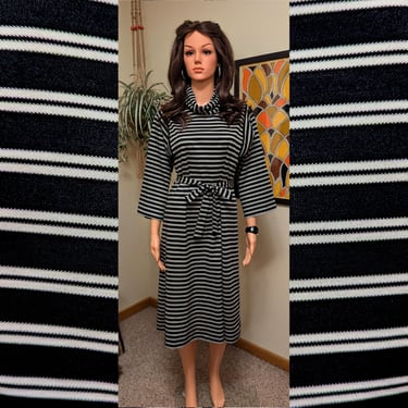 Vintage 1970s Black & White Striped Cowl Neck Polyester Knit Dress with 3/4 Sleeves and Sash Belt / 70s 80s Turtleneck Cropped Sleeve Midi 