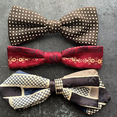 vintage men's bow tie collection 1950s dapper clip-on tie lot of three ties 