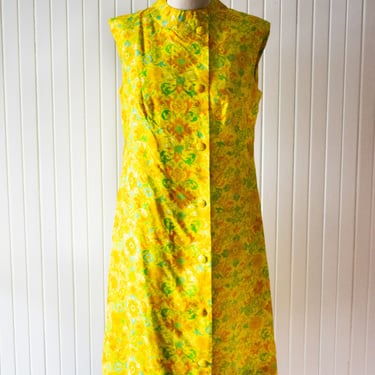 Vintage 1960s Mod Silk Chartreuse Shift Dress Small