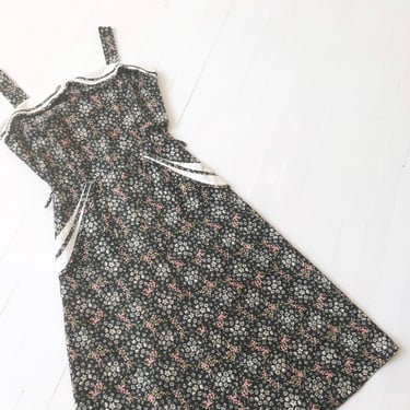 1950s Dark Floral Dress 