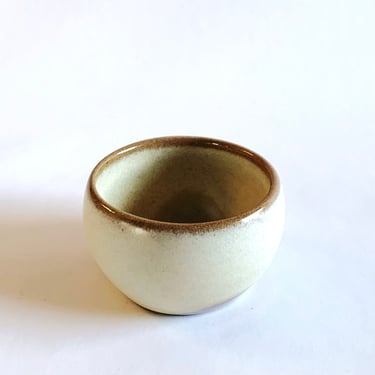 CERAMIC RING DISH 