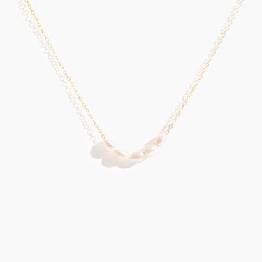 Organic pearl necklace