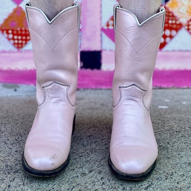 Rose Quartz Pink Justin Boots