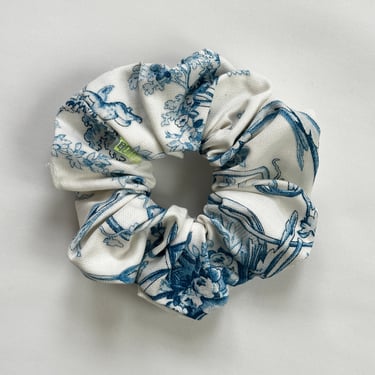 Toile Mini Scrunchie
