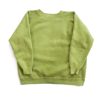 faded sweatshirt / 60s sweatshirt / 1960s moss green faded raglan crew neck gusset cotton sweatshirt Medium 