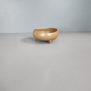 Red Wing Pottery Footed Bowl Planter 