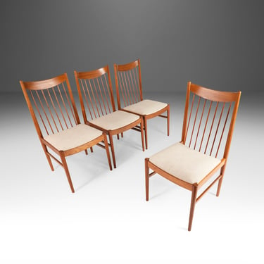 Set of Four (4) Model 422 Spindle-Back Dining Chairs in Teak by Arne Vodder for Sibast, Denmark, c. 1970s 