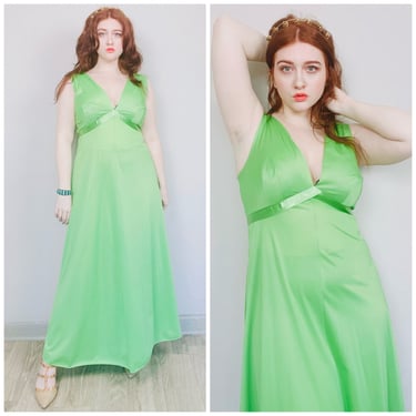 1970s Vintage Candy Apple Nylon Nightgown / 70s Empire Waist Ribbon Maxi Gown / Large 