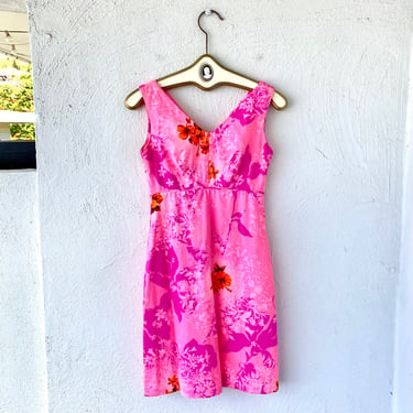 Vintage 60s 70s Hawaiian Bright Pink Floral Dress Hawaii Short Muumuu 