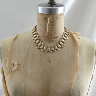 Victorian Revival 50's Necklace