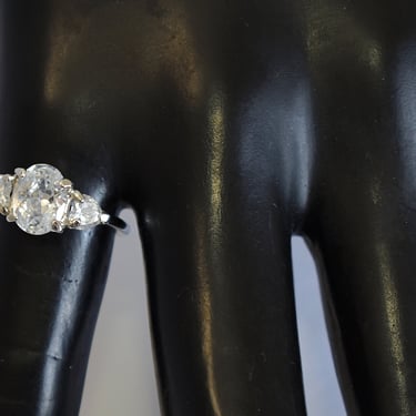 80's sterling cubic zirconia size 5.75 cocktail ring, oval & trillion CZ 925 silver engagement ring 