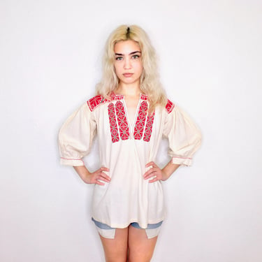 Israeli Blouse // vintage 70s 1970s 70's hand embroidered ivory boho hippie off white hippy red cotton 60s 1960s dress // O/S 