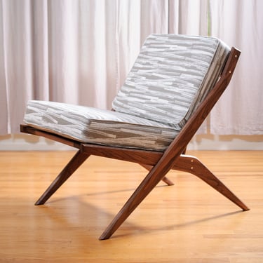 Artisan lounge chair in mid century style - Mid century modern chair of solid walnut - Wood lounge patio chair 