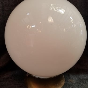 Vintage Single Bulb Flush Mount Ceiling Light with Milk Glass Globe