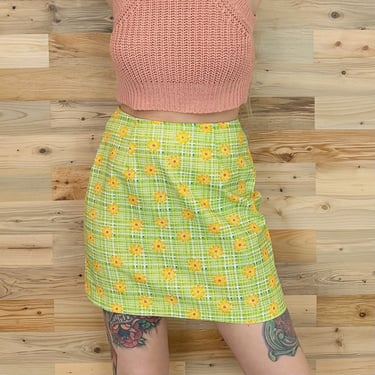 Vintage 90's Floral Print Plaid Summer Mini Skirt / Size 26 