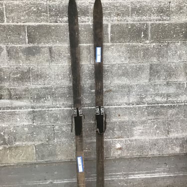 Pair of Vintage Wood Skis (Seattle)