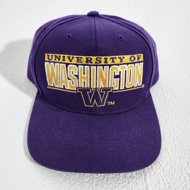 Vintage University of Washington Sports Specialties Snapback Hat