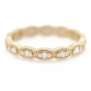 Ribbed Scallop Band - l8k Yellow Gold + Diamonds (.2l ctw)