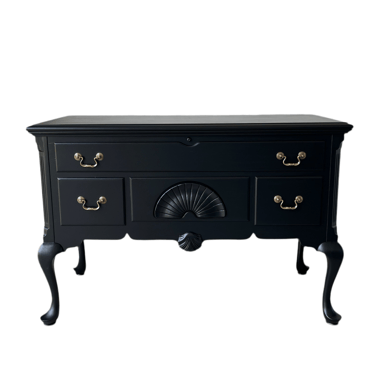 Queen Anne Cedar Chest in Black