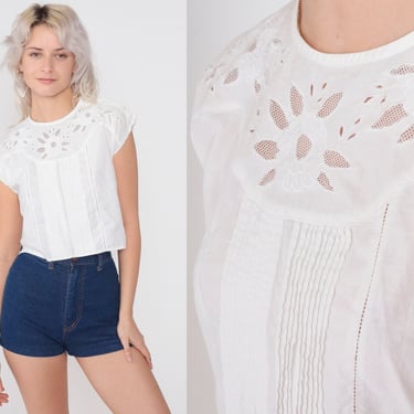 White Embroidered Blouse 80s Crop Top Floral Cropped Shirt Pleated Mesh Cutout Scalloped Cap Sleeve Peasant Cotton Vintage 1980s Small S 