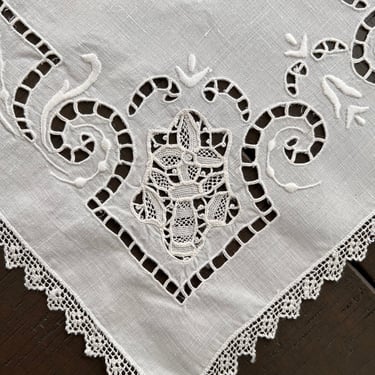 Placemats 2 Italian needle lace  17 x 11