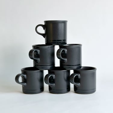 Vintage Pfaltzgraff Mugs, “Soltice” design in Black Glaze, Set of 6, Made in the USA Vintage 1990’s 