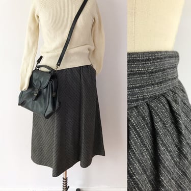 SIZE XS 70s Wool Midi A Line Skirt - Dark Academia Tweed Skirt Pockets Lined - Liz Claiborne 1970s Chevron Knee Length Skirt 