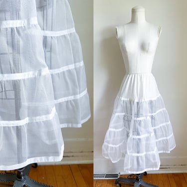 Vintage 1960s-70s Sheer Mesh Petticoat / M 