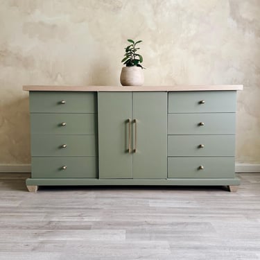 vintage sage green dresser NOW SOLD Hand Painted Dark Green Vintage Welsh Dresser – Upcite