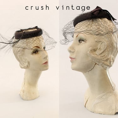 1950s feather tilt hat | vintage fascinator veil 