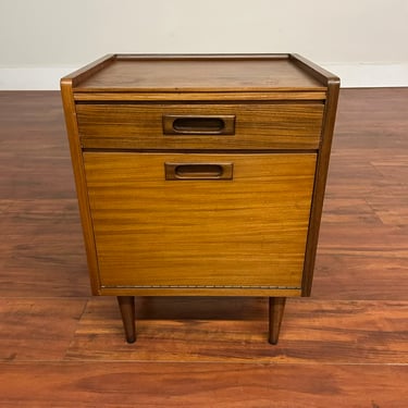 White &#038; Newton Vintage Small Mid-Century Nightstand