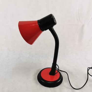 Adjustable Veneta Lumi Lamp, Vintage Table Lamp, Pop Art, Metal Desk Lamp, Red Table Lamp, Made In Italy, Retro Lamp, Retro Lighting 