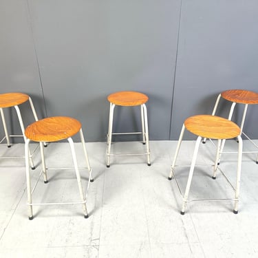 Vintage industrial stools, set of 5 - vintage laboratory stools - vintage school stools - vintage stools - vintage workmans stools 