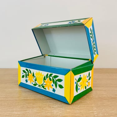 Vintage Mid Century Metal Flower Design Recipe Box by Syndicate Manufacturing 