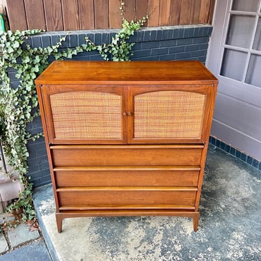 Walnut Rattan Lane Rhthym Bachelor Dresser Cabinet Vintage Mid-Century 