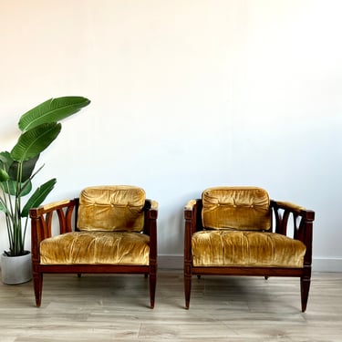Project Pair of Vintage Mid Century Arm Chairs